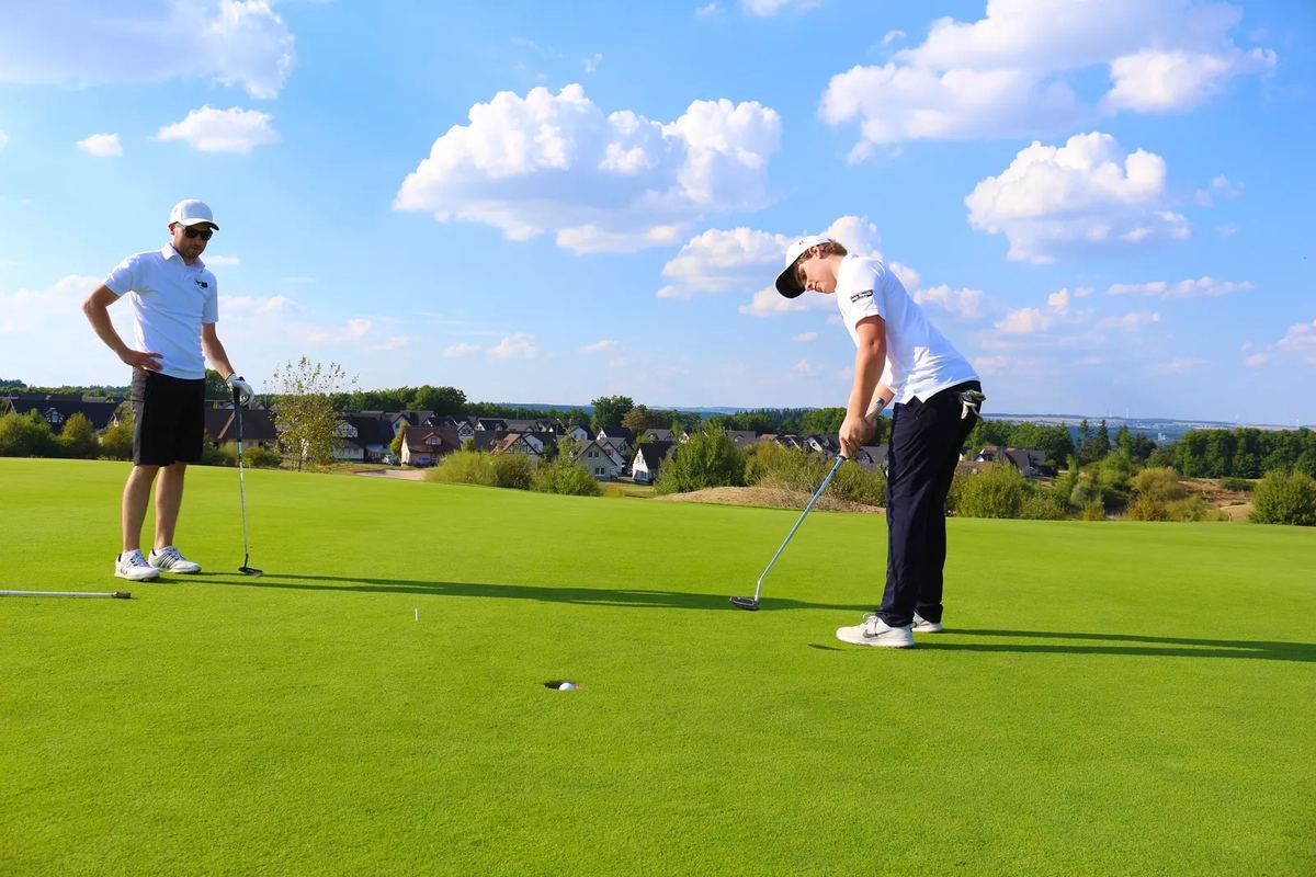 Golfer auf dem Grün